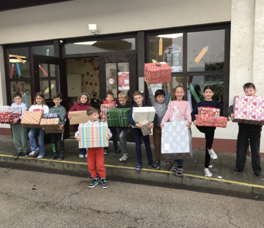 Weihnachtsgeschenke / Božična darila