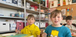 Kreativität trifft Natur – Workshop „Mixed Media trifft Pop Art“ / Delavnica „Mixed Media sreča Pop Art“