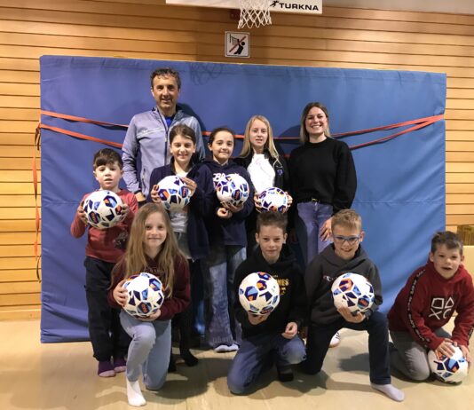 Neue Bälle / nove žoge